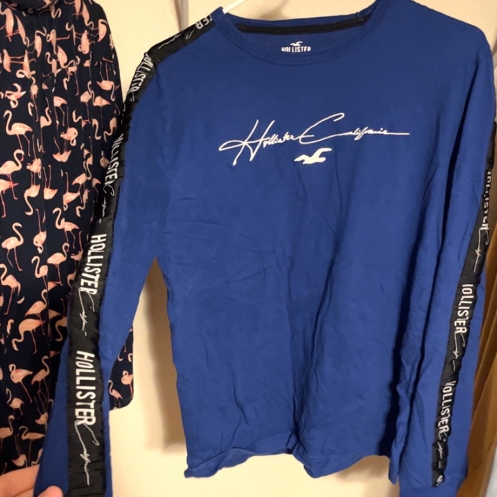 Hollister long sleeve shirt good condition size medium